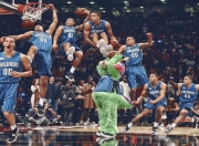 开云体育直播-孔德状态火热，中国横扫巴萨，一场颠覆预期的足球对话