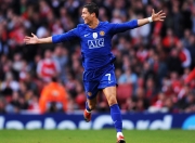 开云体育在线-唯一性对决，年终总决赛轻取拉沃尔杯，兹维列夫关键制胜背后的时代分野