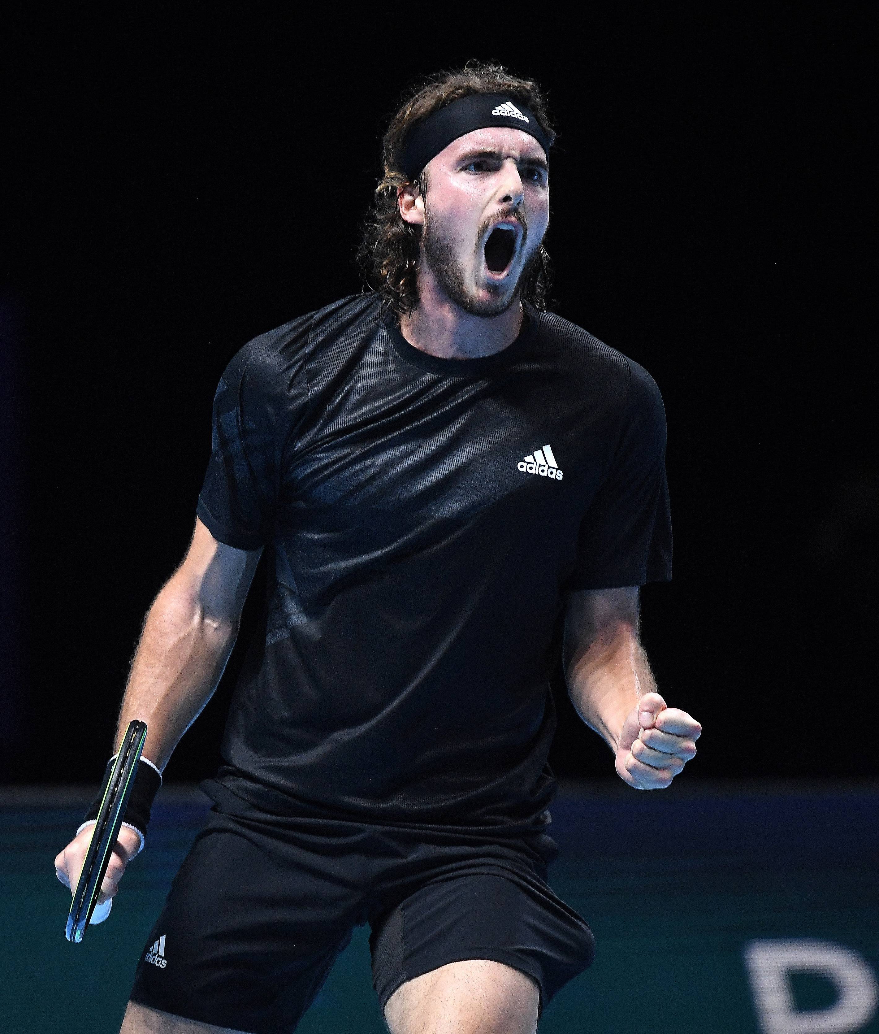 关于德国网球队爆冷美国网球队，西西帕斯高光表现的信息