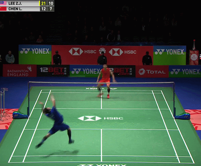 英格兰羽毛球队险胜泰国羽毛球队，谌龙三分雨点燃全场的简单介绍
