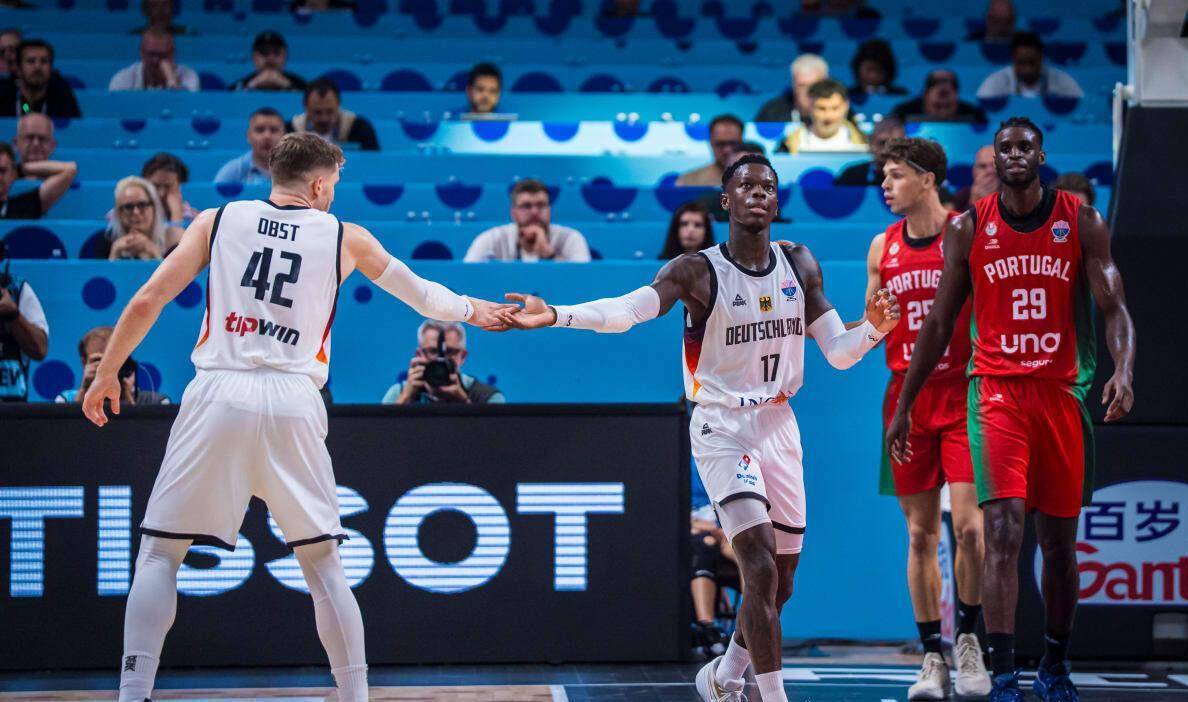 包含勇士B队碾压塞尔维亚男篮，瓦兰丘纳斯统治全场的词条