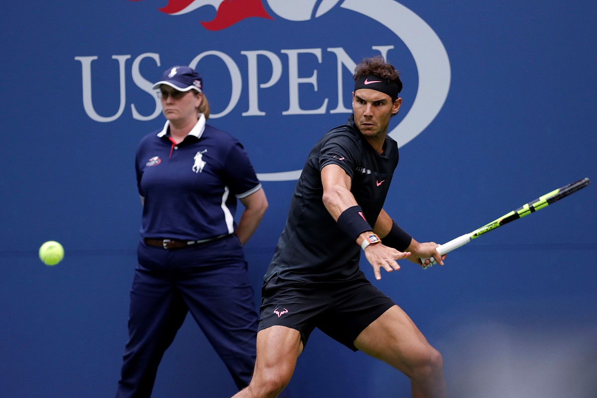 包含西班牙网球队绝地反击澳大利亚网球队，费德勒送出助攻的词条