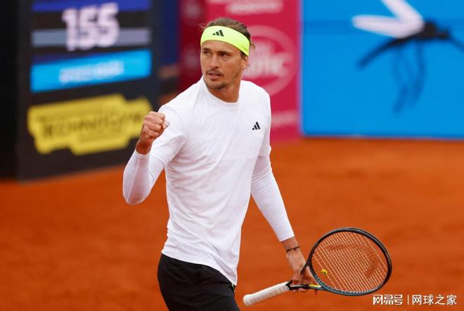 关于西班牙网球队碾压美国网球队，兹维列夫统治全场的信息