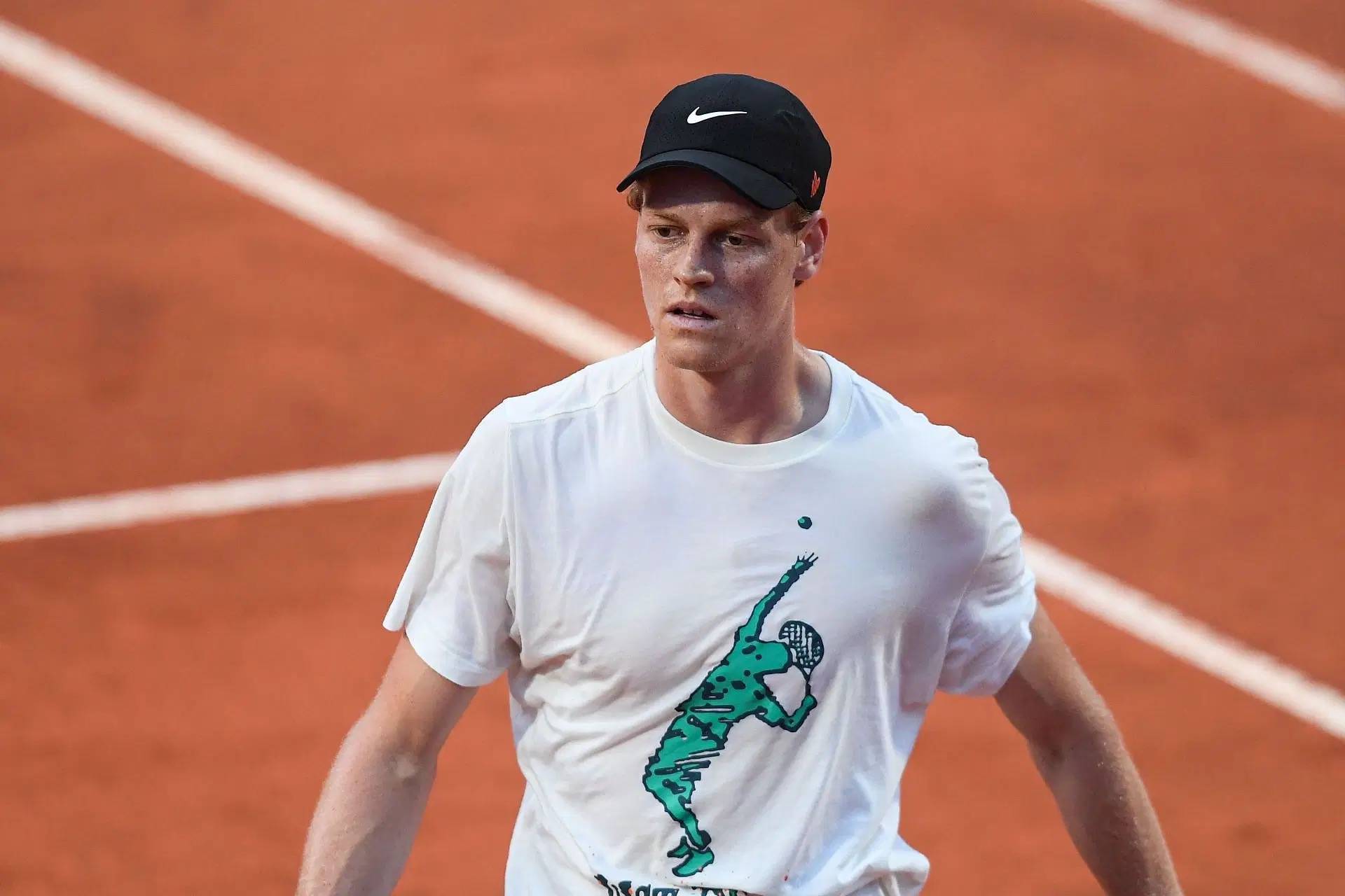 世界网球队鏖战美国网球队，克耶高斯关键制胜的简单介绍