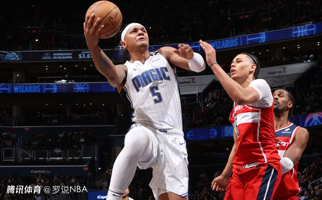 包含湖人B队横扫公牛，巴恩斯爆发神勇的词条