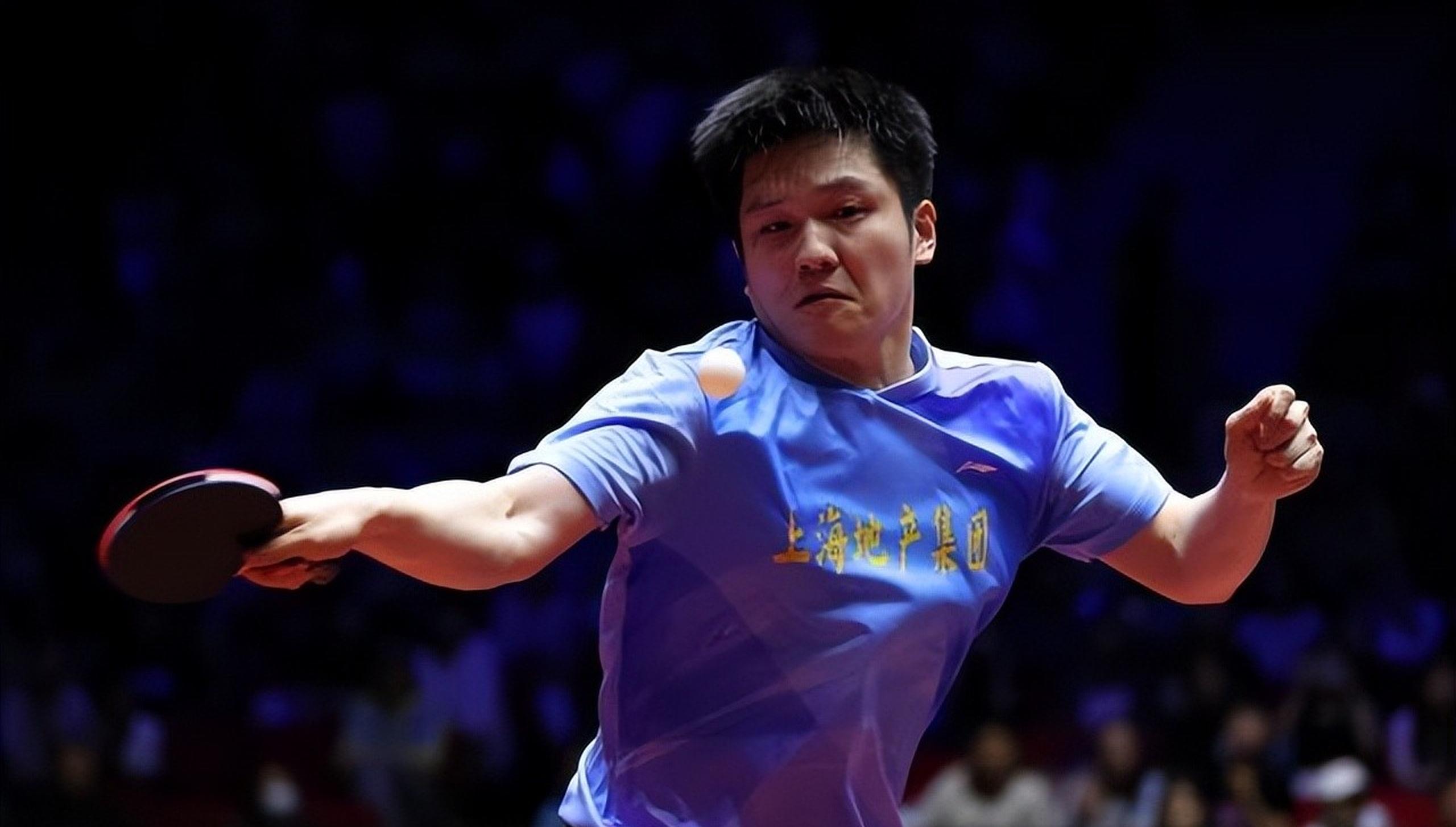 日本乒乓球队力克英国乒乓球队，许昕三分雨点燃全场