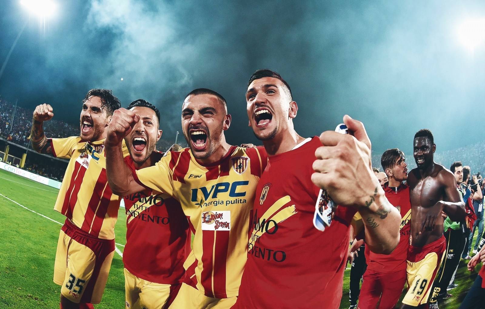 关于贝内文托客场失利，降级危机加剧的信息