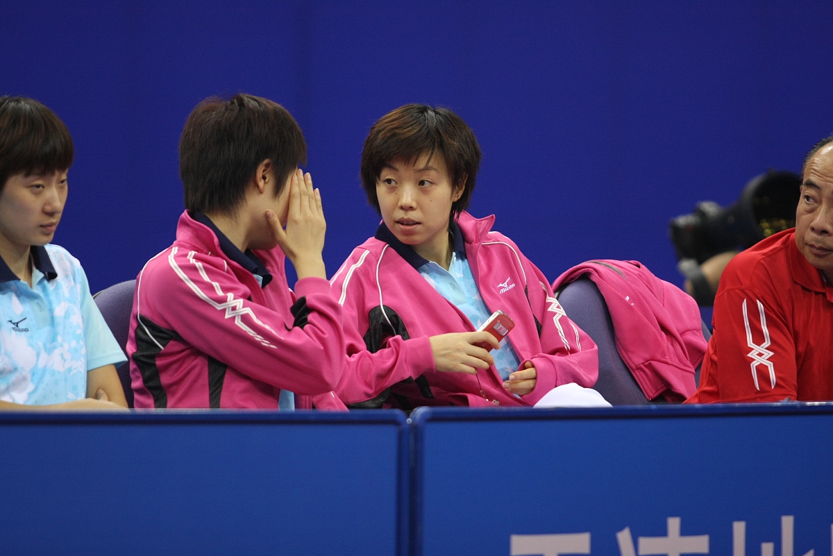 俄罗斯方阵铁壁：欧洲杯预选赛半决赛力压群雄的简单介绍